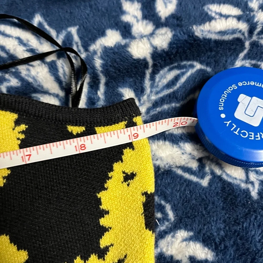 NWT! Urban Outfitters Charlie Sunflower Knit Mini Dress - Picture 12 of 12